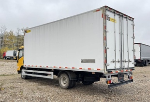 ISUZU 700P (МРМ 10,5т) ИЗОТЕРМИЧЕСКИЙ ФУРГОН 6,3м С/П 80мм